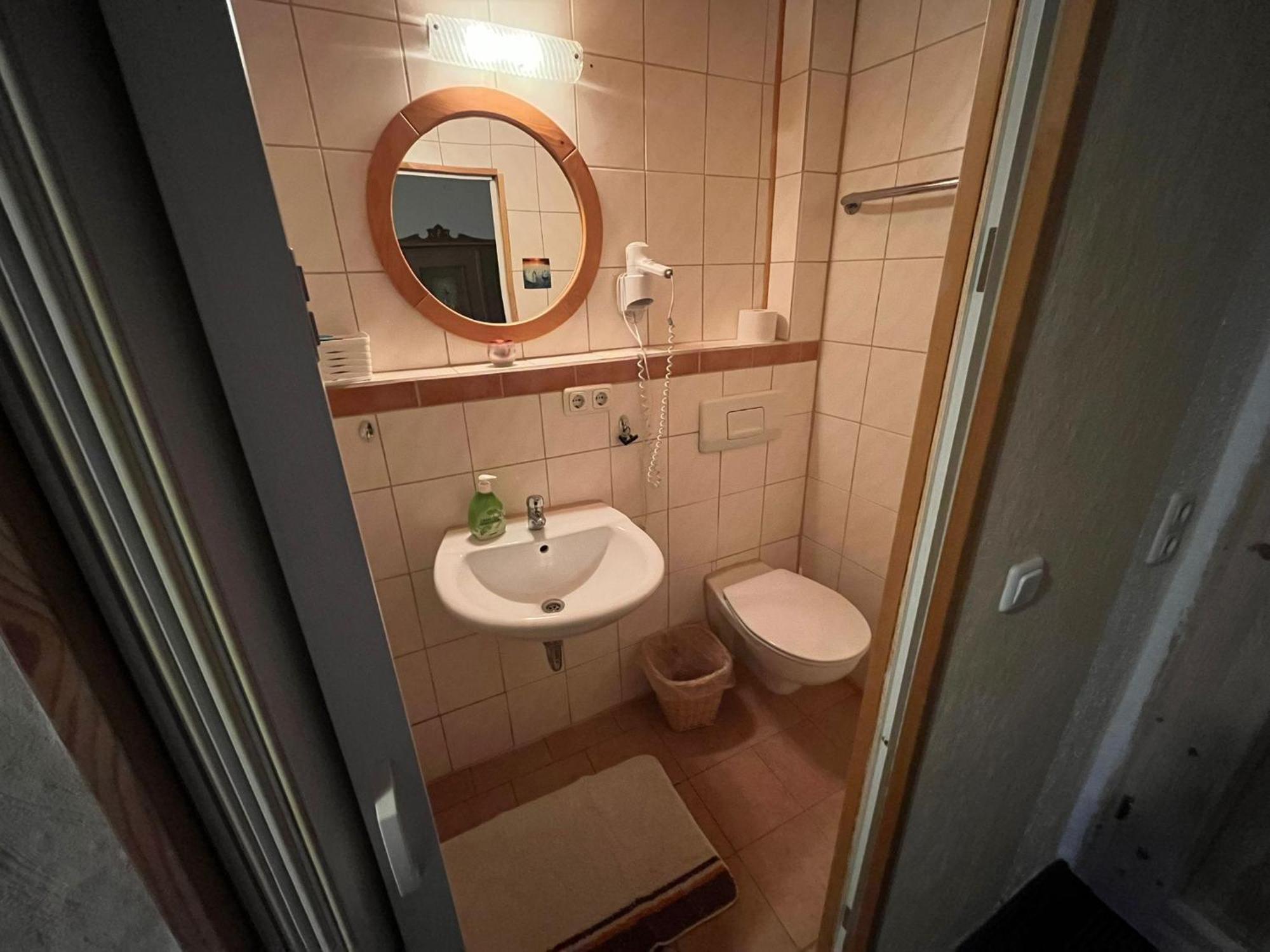 Pension Huber Фишбахау Экстерьер фото